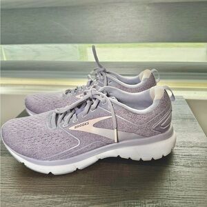 Women’s Brooks sneakers Transmit 3